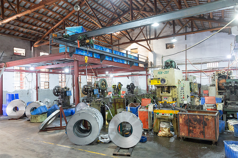 Notre usine est équipée d'un équipement de production avancé,